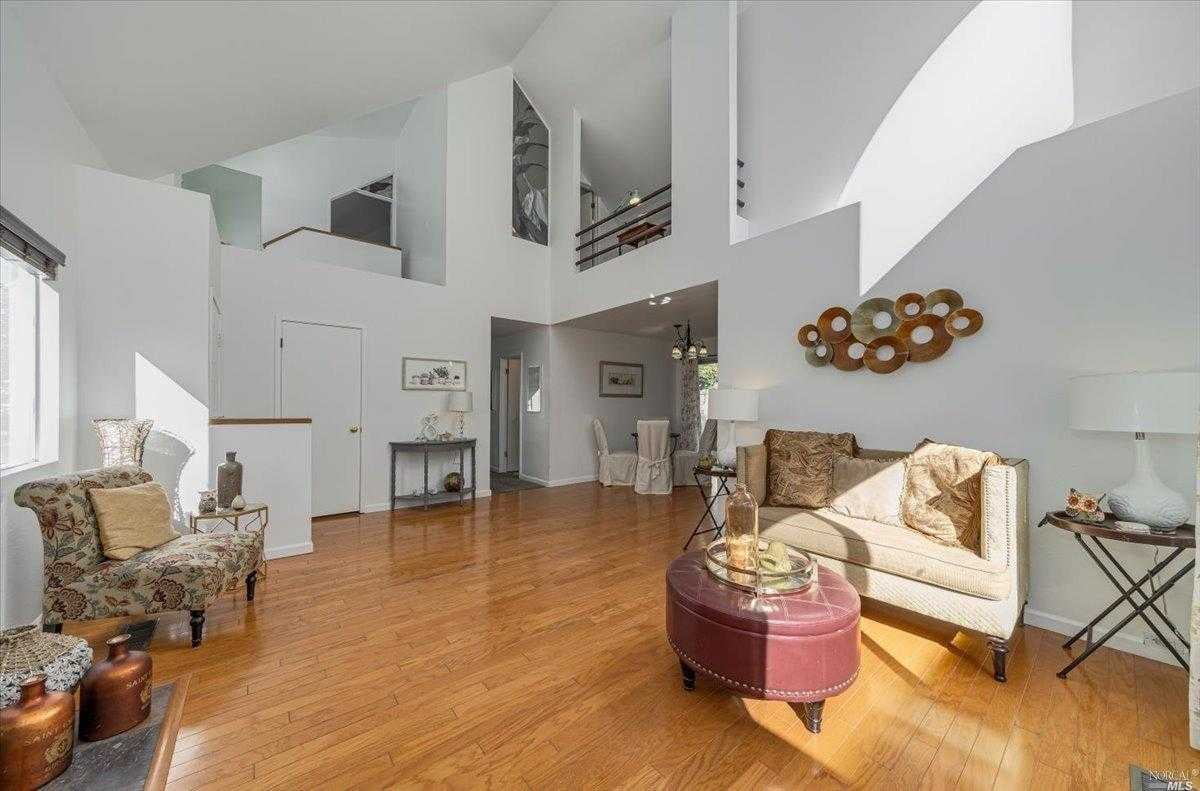 1208 Cayetano Dr
