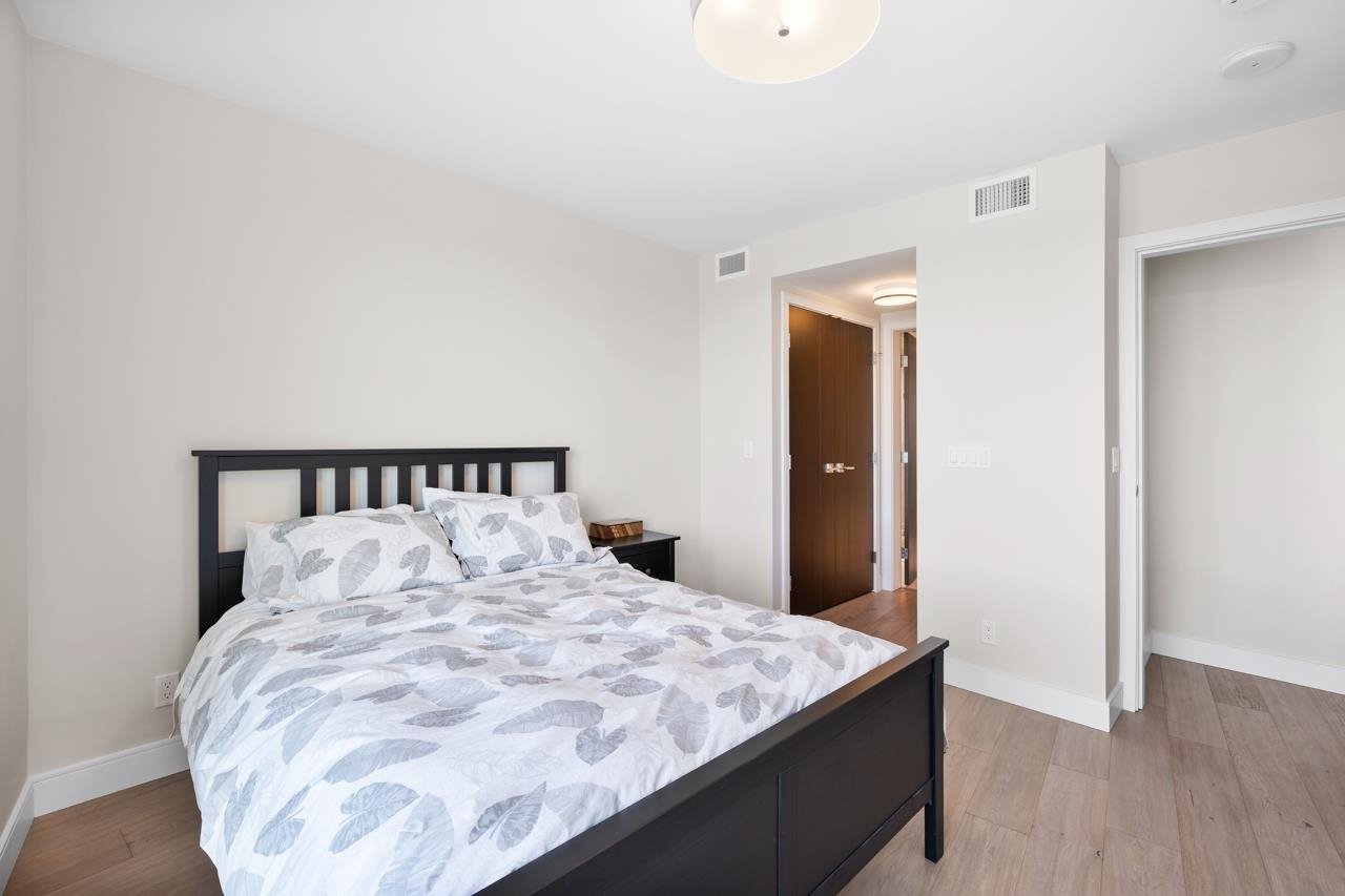 1207-210 Salter Street, New Westminster