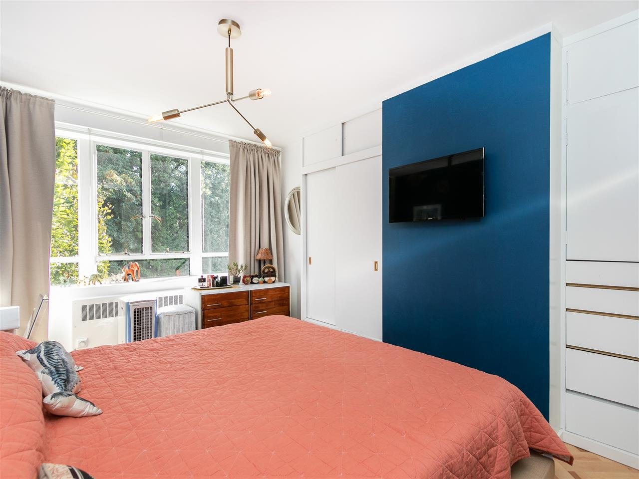 617-1445 Marpole Ave