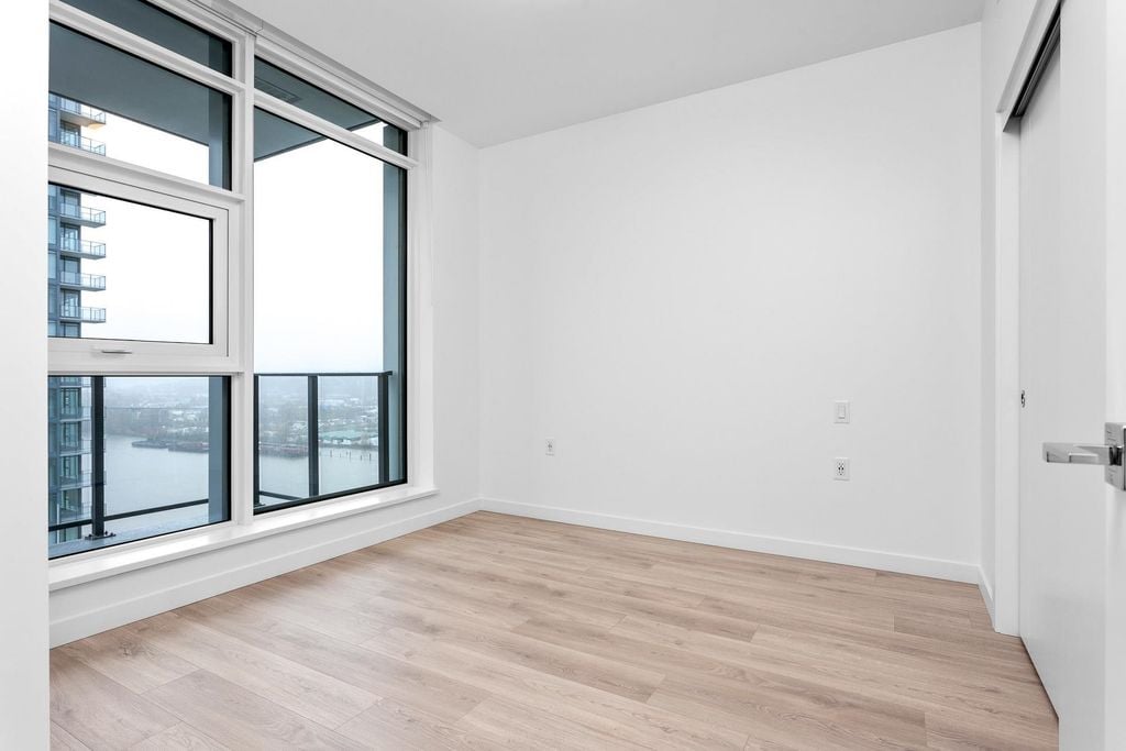 680 Quayside Drive 3205, New Westminster