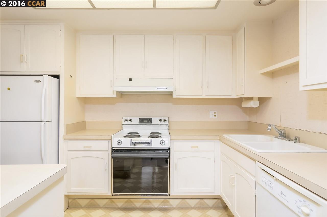 1443 Rockledge