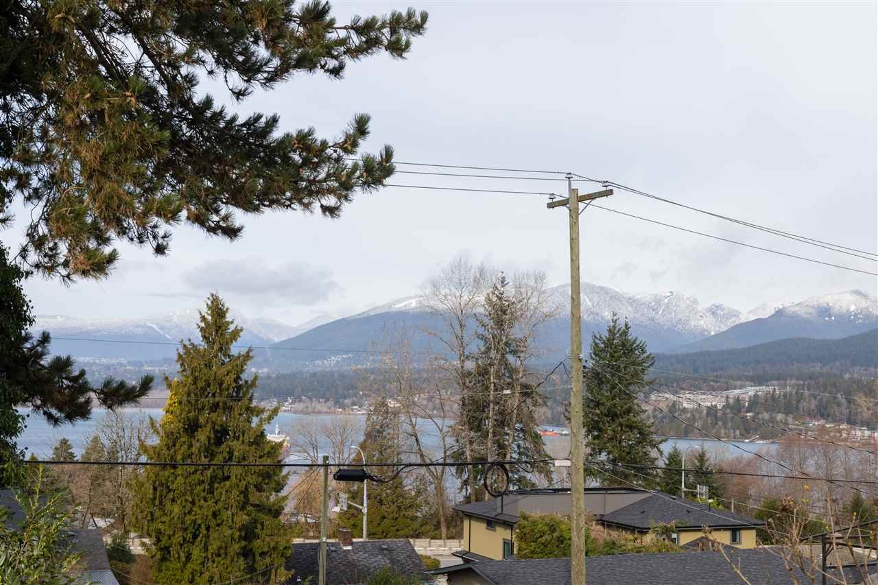 7247 Barnet Road, Burnaby