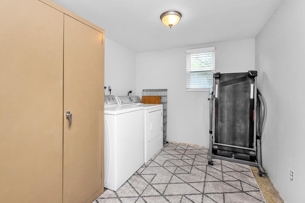 1158 Esperanza Dr