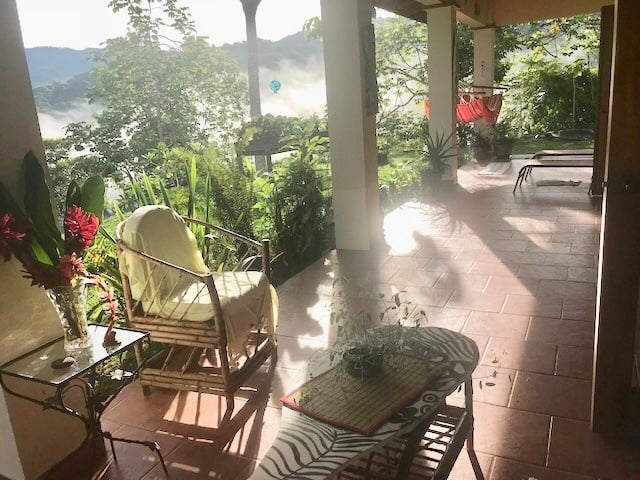 Waterfall River Luxury Home, Dominical, Puntarenas