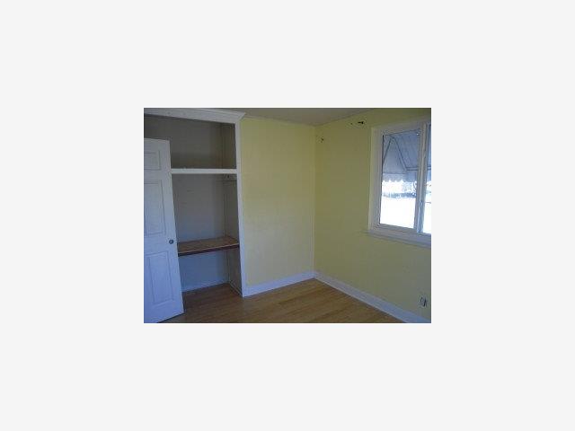 348 SYLVIA Ave