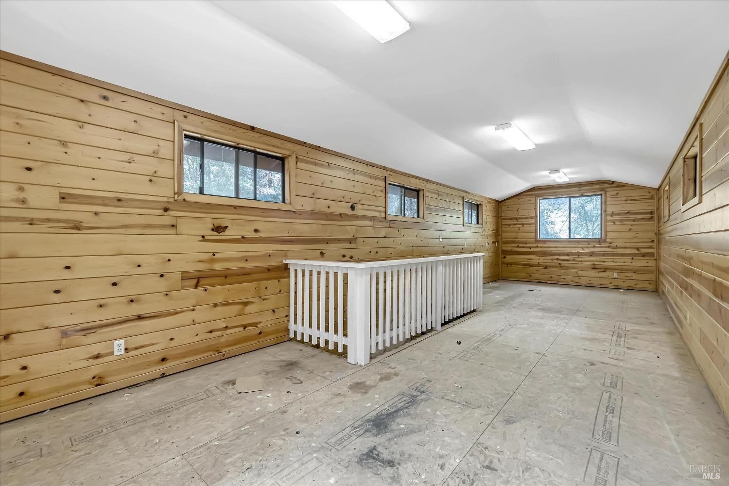9271 Antler Hill Dr
