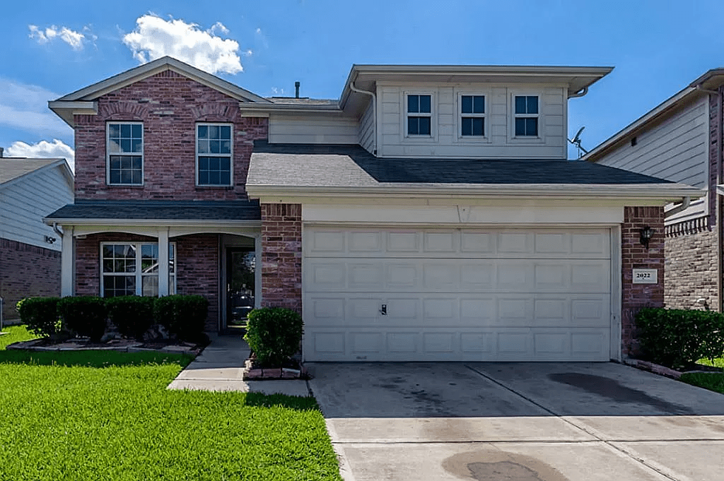 2022 Diamond Crest Dr