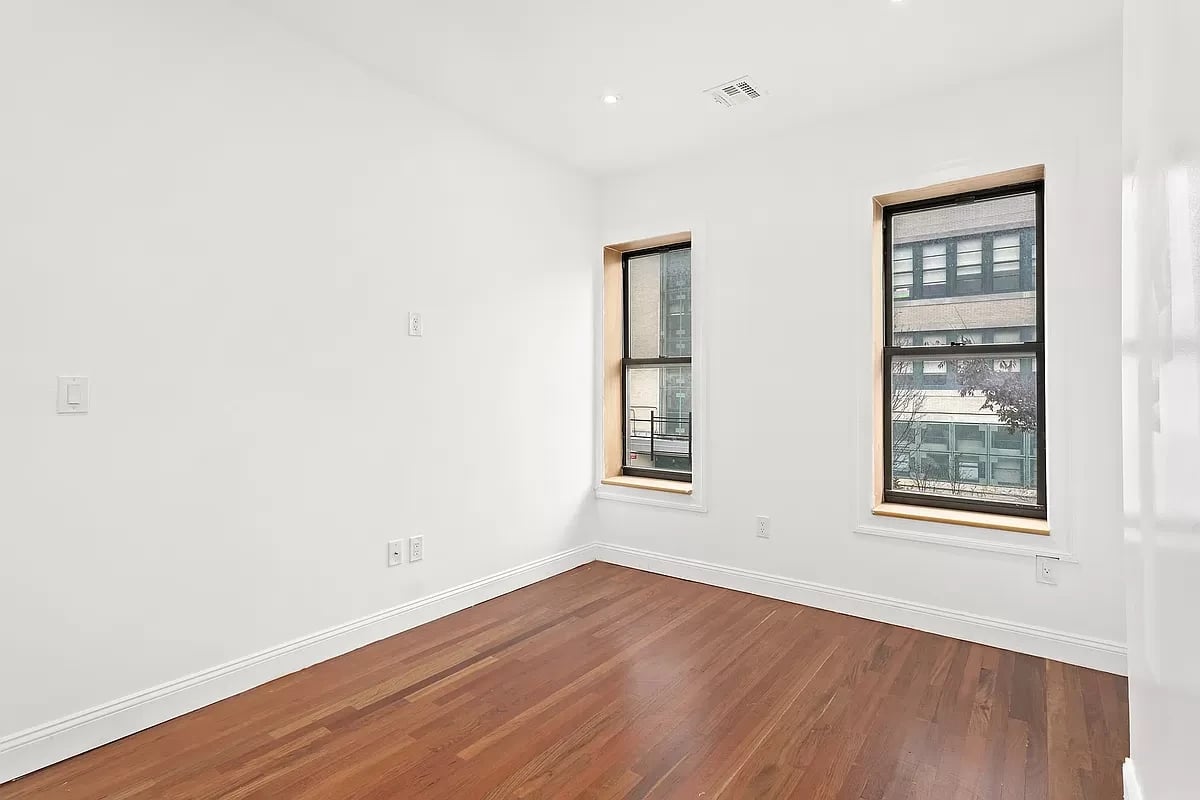 122 Stuyvesant Ave #1-2