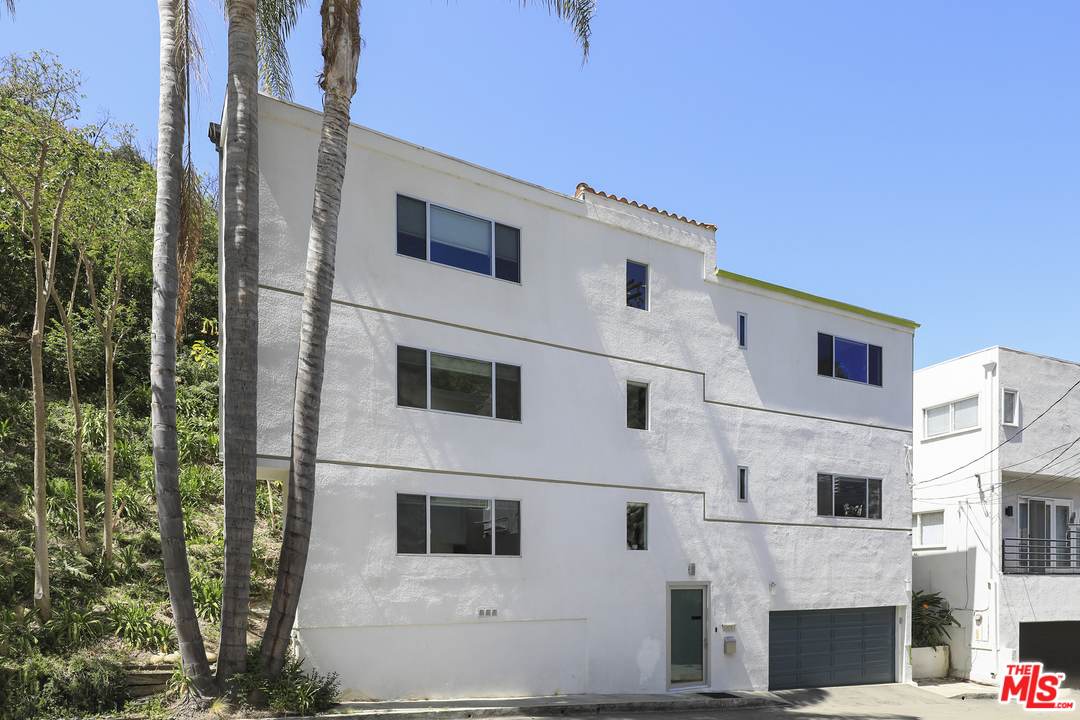 3551 Dixie Canyon Pl, Sherman Oaks, CA 91423