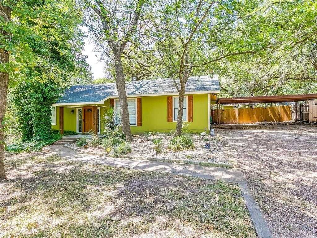 6208 Kelly Drive
