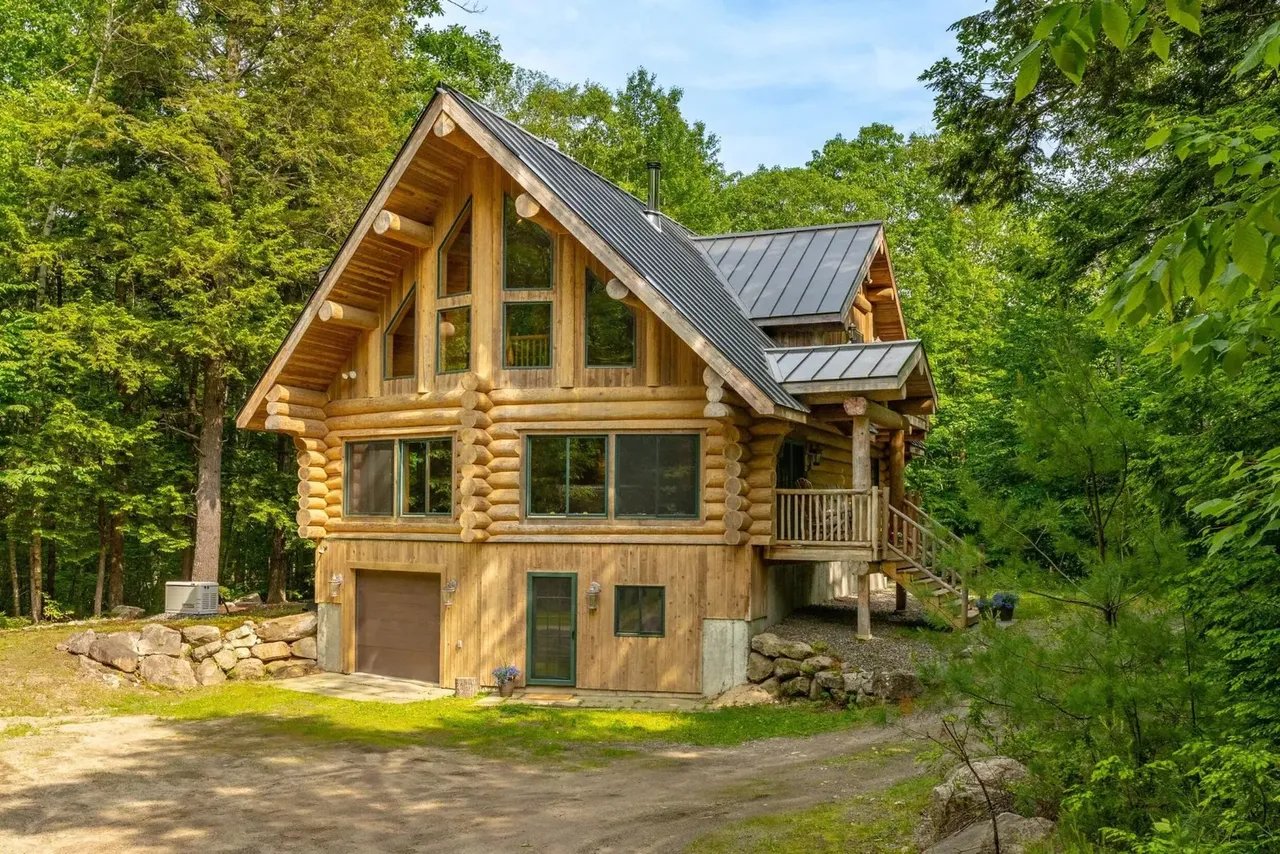 Newly Priced: 320 Commons Drive, Bridgton, ME 04009 – $829,000