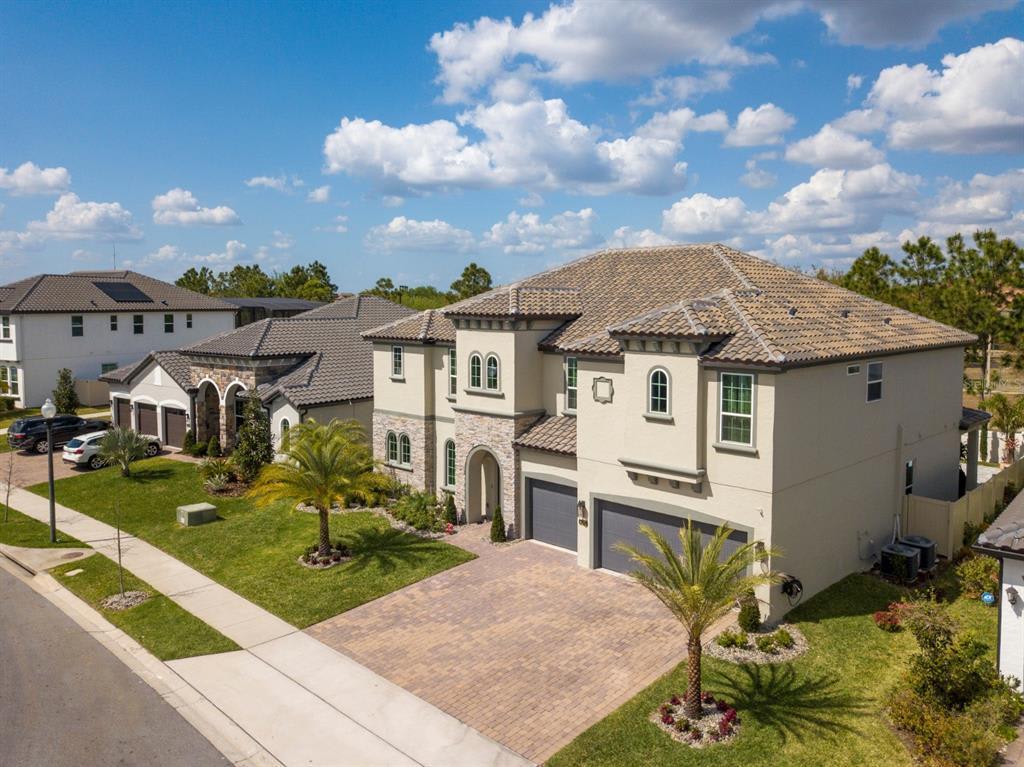 8252 Ludington Cir