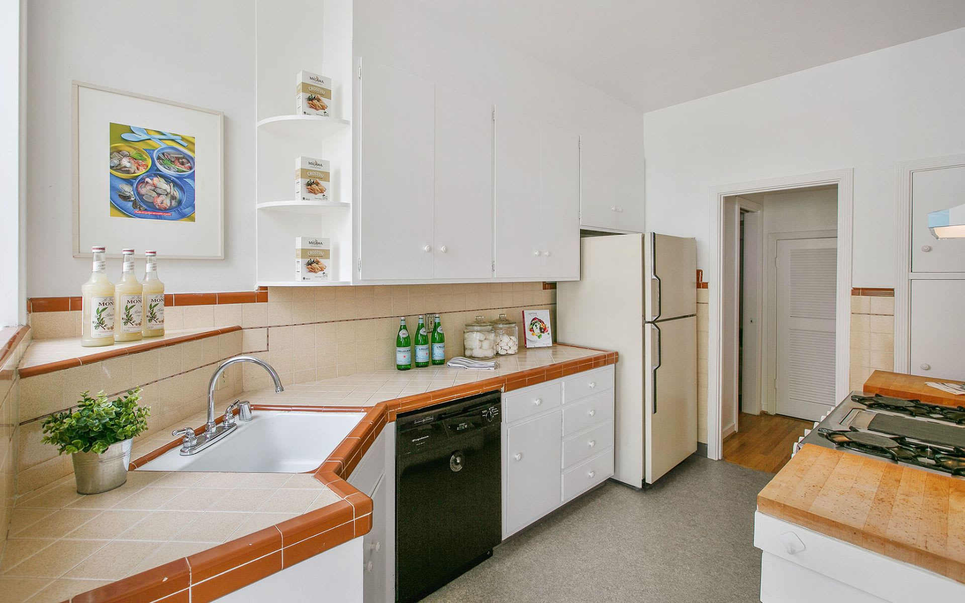 10 Imperial Avenue