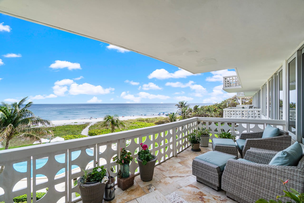 1225 S Ocean Blvd #402