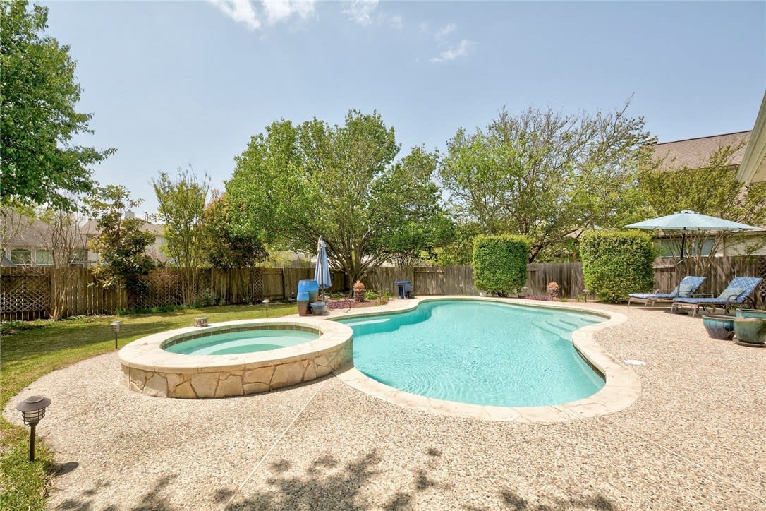  4222 Meadow Vista Ln, Round Rock, TX 78665