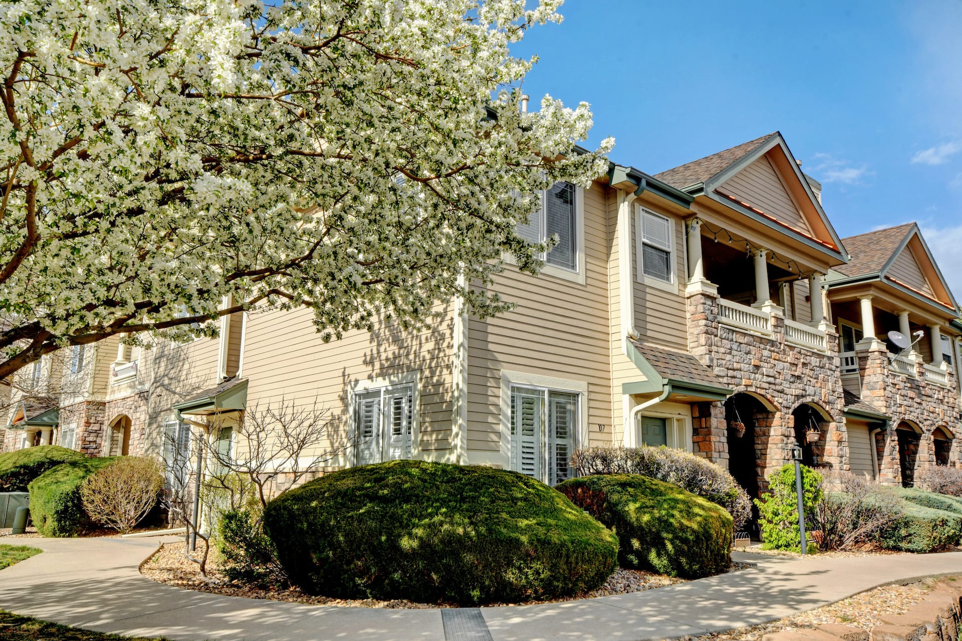 9390 W Chatfield Place #207