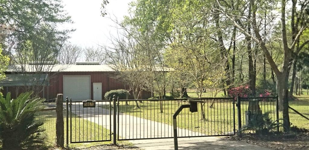 18670 PARKER ROAD