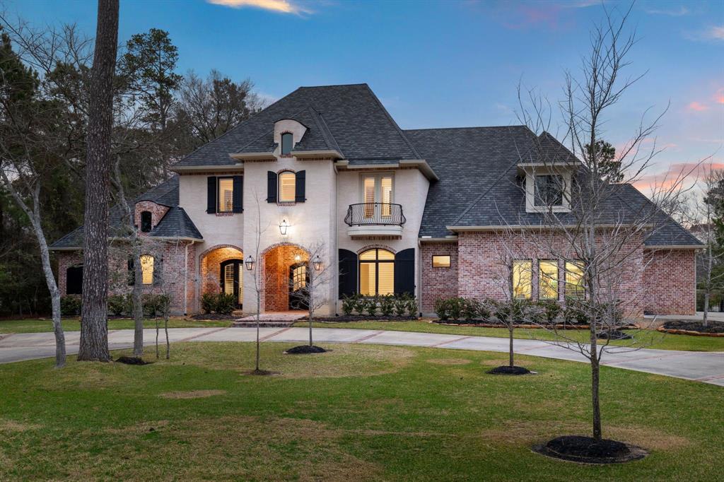 9927 Clubhouse Circle