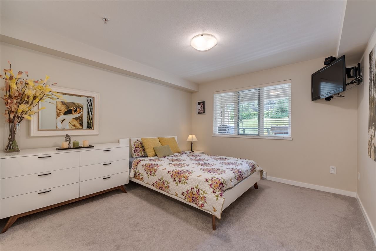 411-160 Shoreline Circle