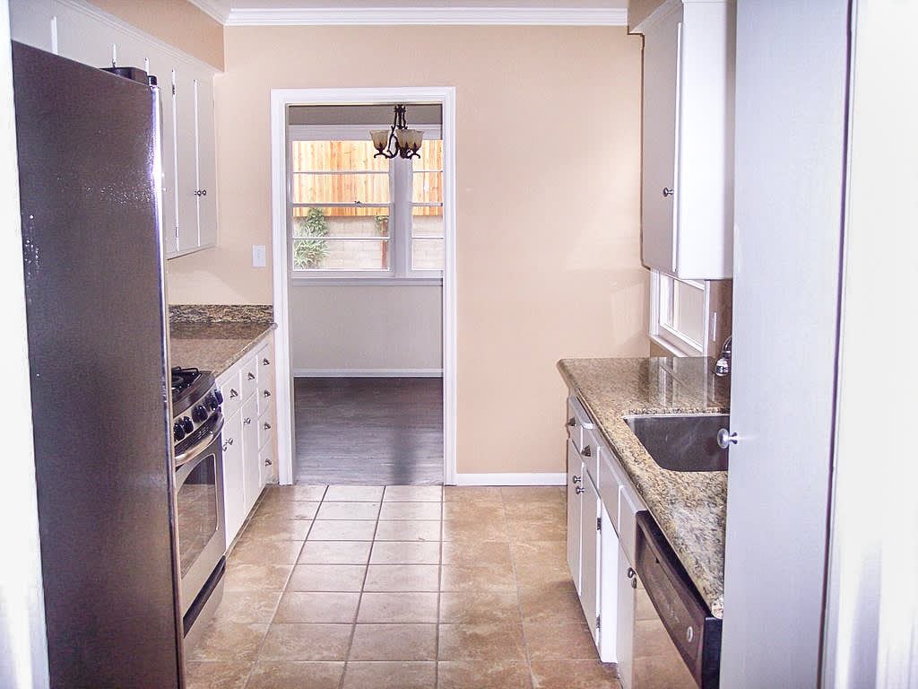 12536 Hartland North Hollywood, CA