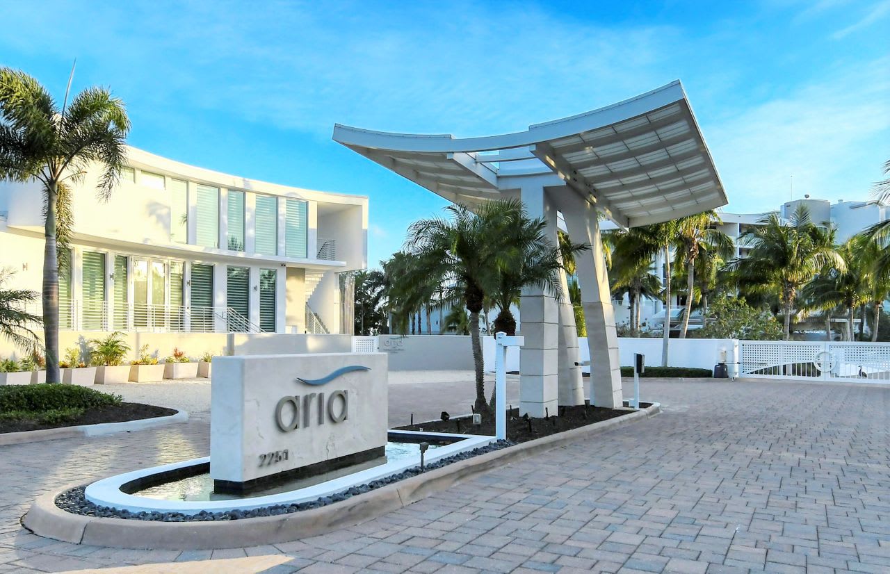 ARIA - Luxury Living on Longboat Key, Florida