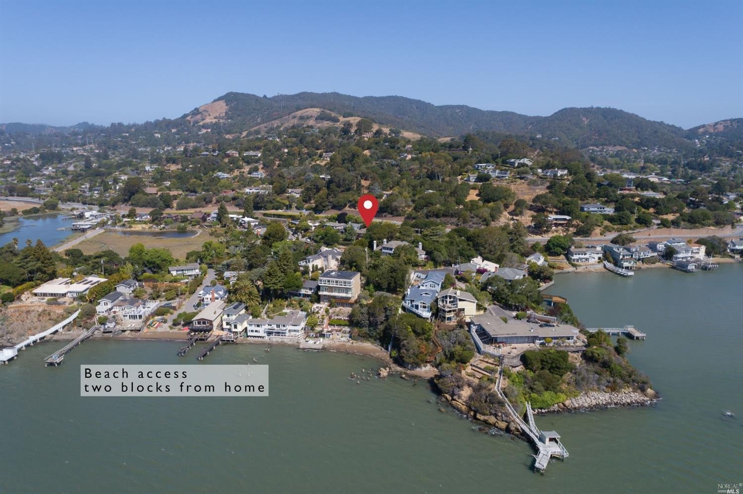 121 Oak Dr