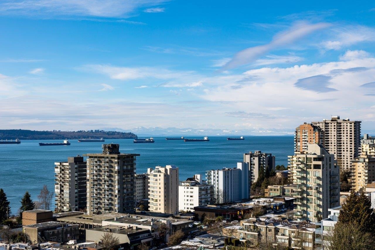1701-650 16th Street, West Vancouver