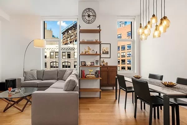 475 Greenwich Street Unit: 5C