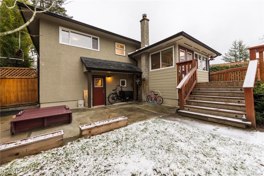 3910 Ansell Rd, Saanich