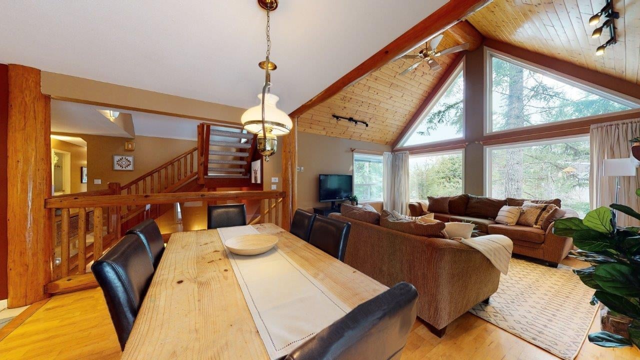 8365 Needles Drive, Whistler
