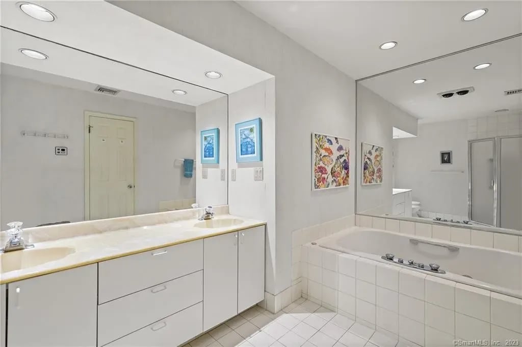500 River Rd Apt 12