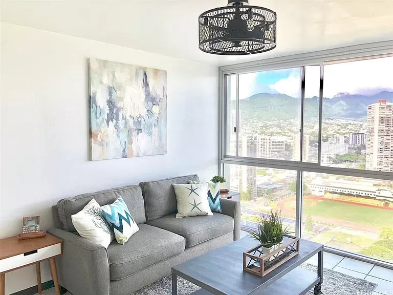 2211 Ala Wai #3206