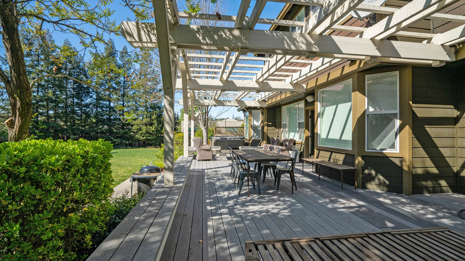 Wine Country Perfection - 1548 Healdsburg Avenue