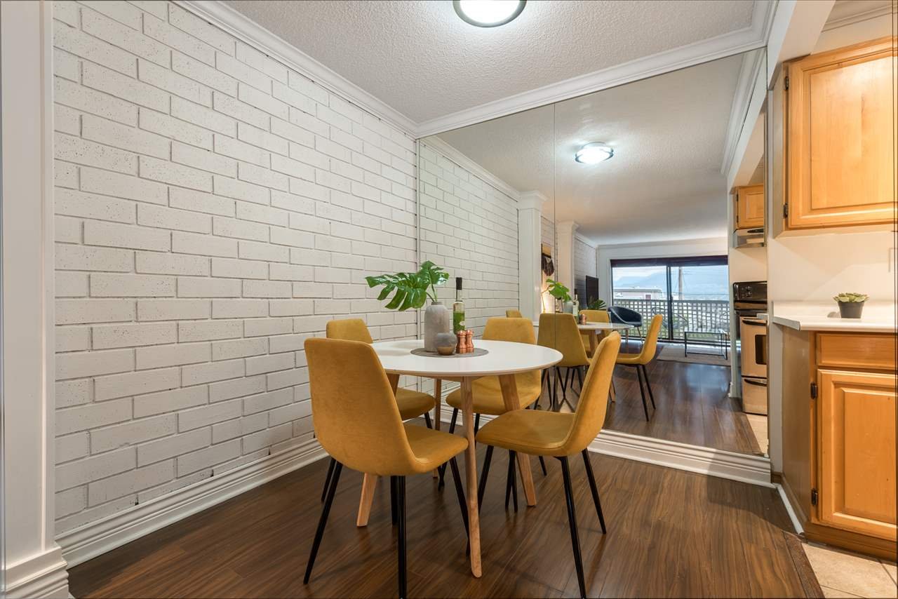 218-2366 Wall St