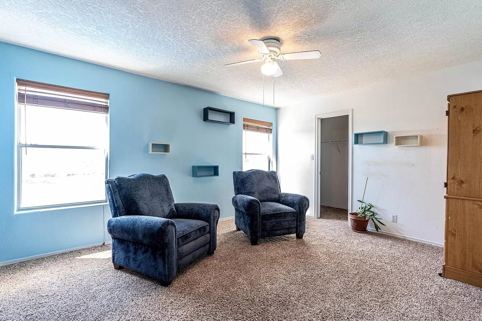 6448 Freemont Hills Loop NE