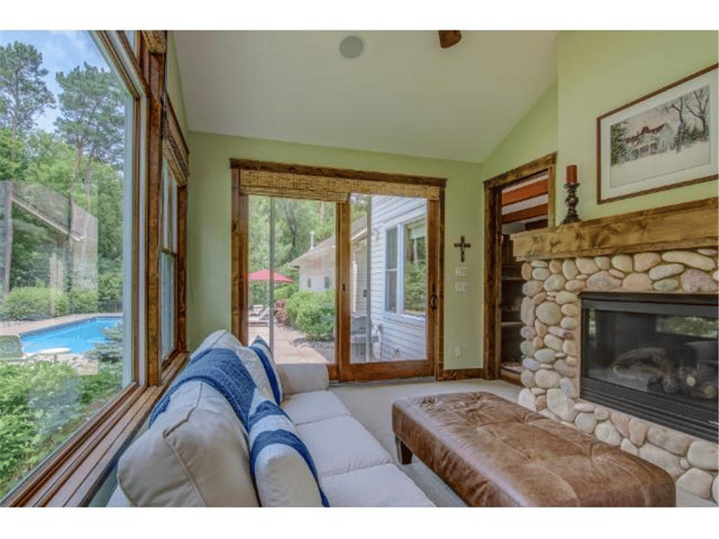 13082 OZARK TRAIL N