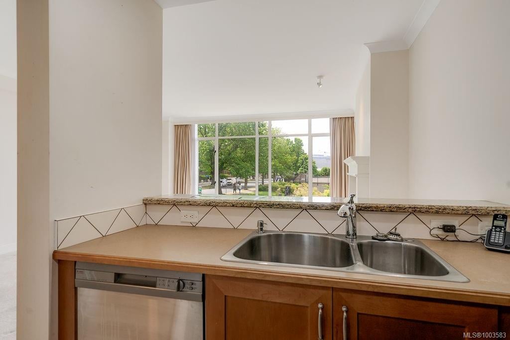 330-21 Dallas Rd