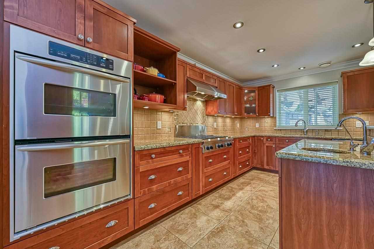 3436 Anne Macdonald Wy