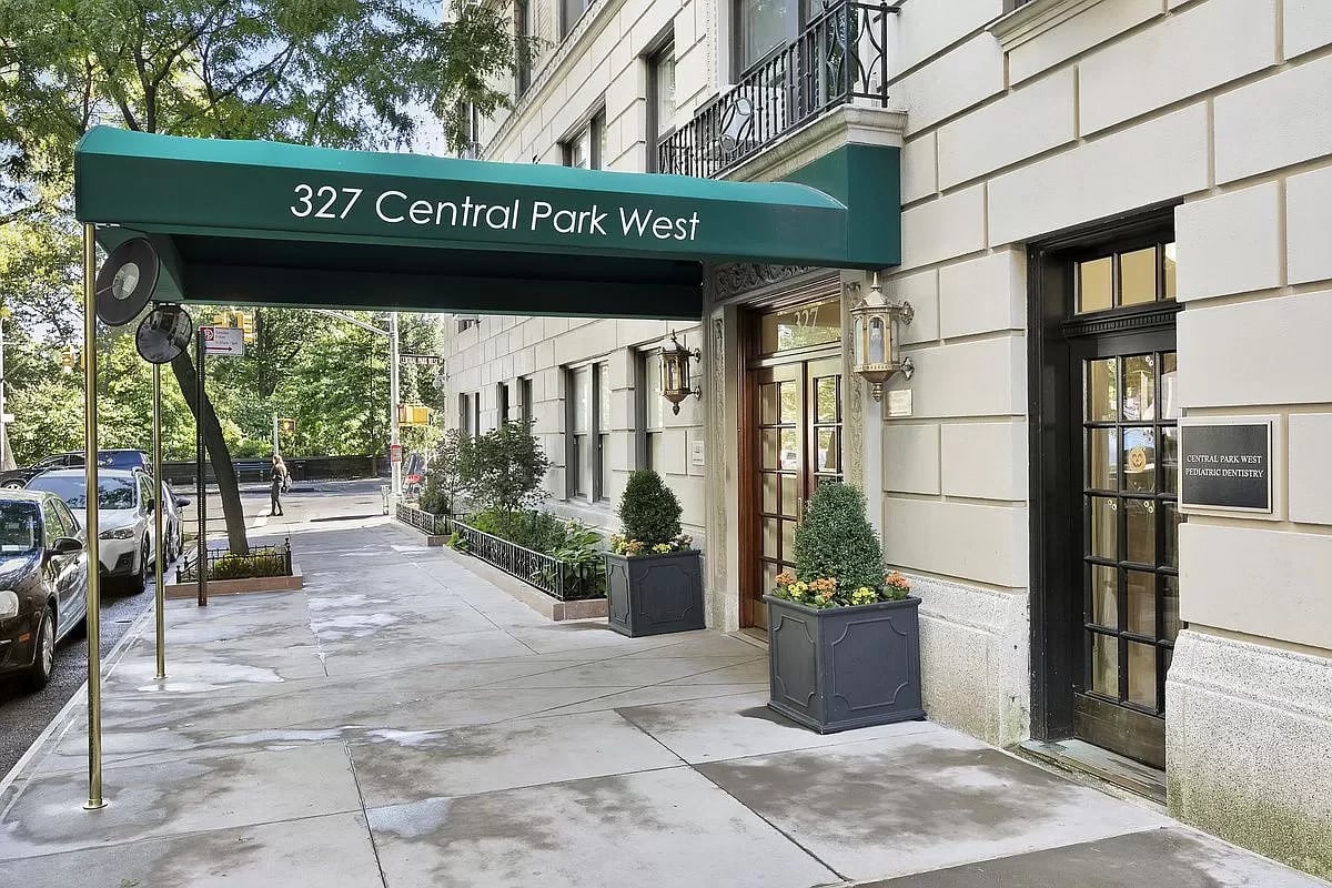 327 Central Park West Unit: 17E