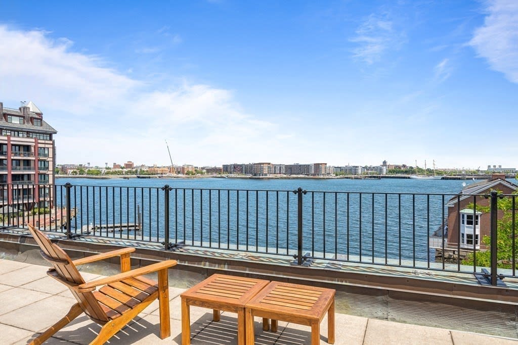 343 Commercial St, #104