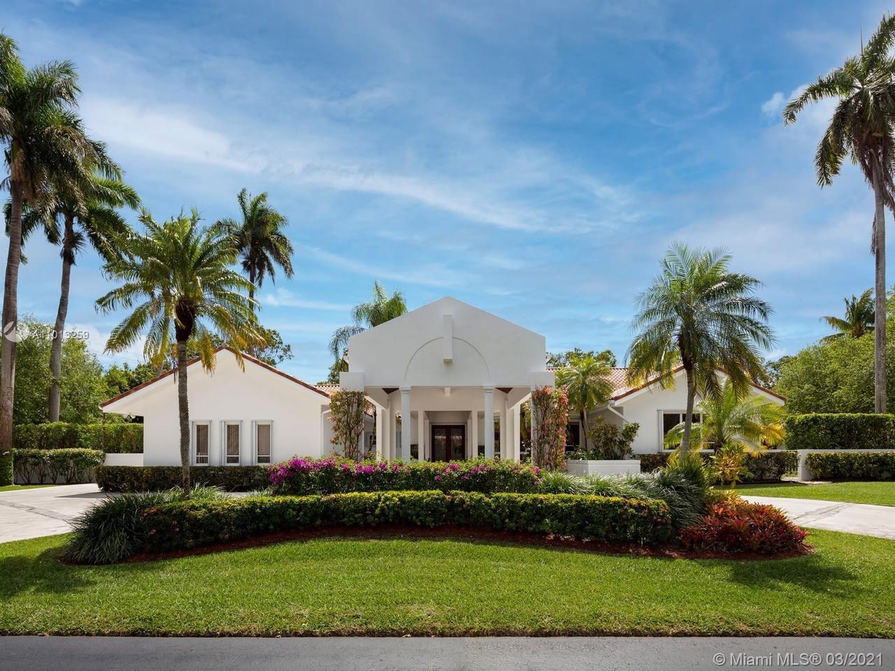 7700 SW 68th Ter