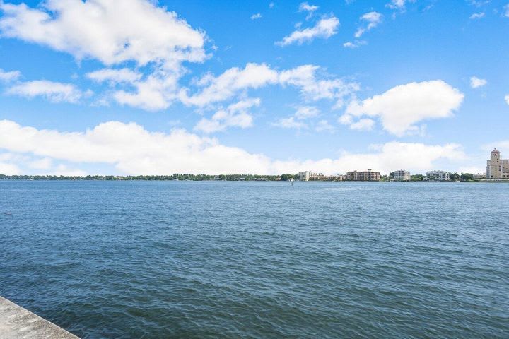 917 N Flagler Drive 108