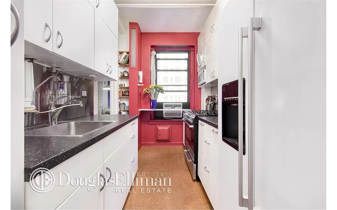 176 West 87th St #3E