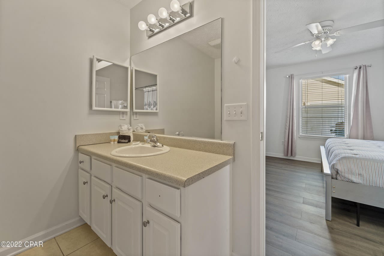139 SEAGRASS Way