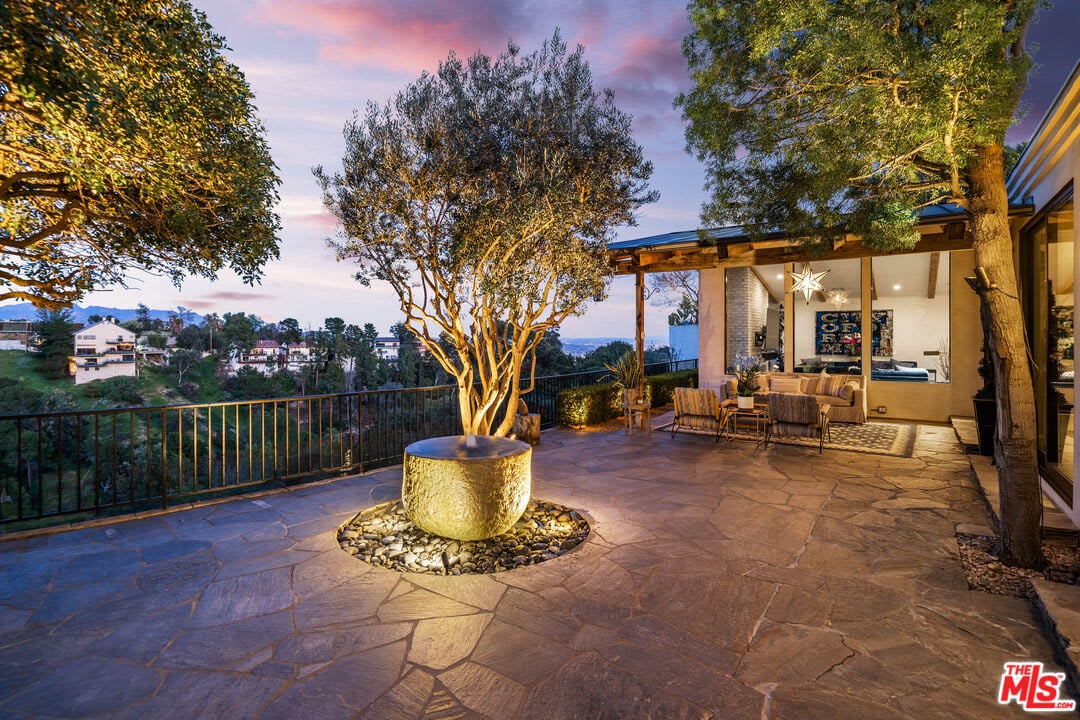 Lumina Villa