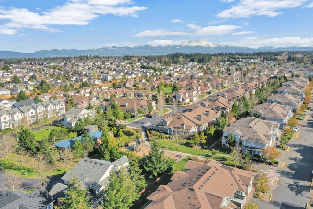 6127 Isaac SE  Avenue, Unit F