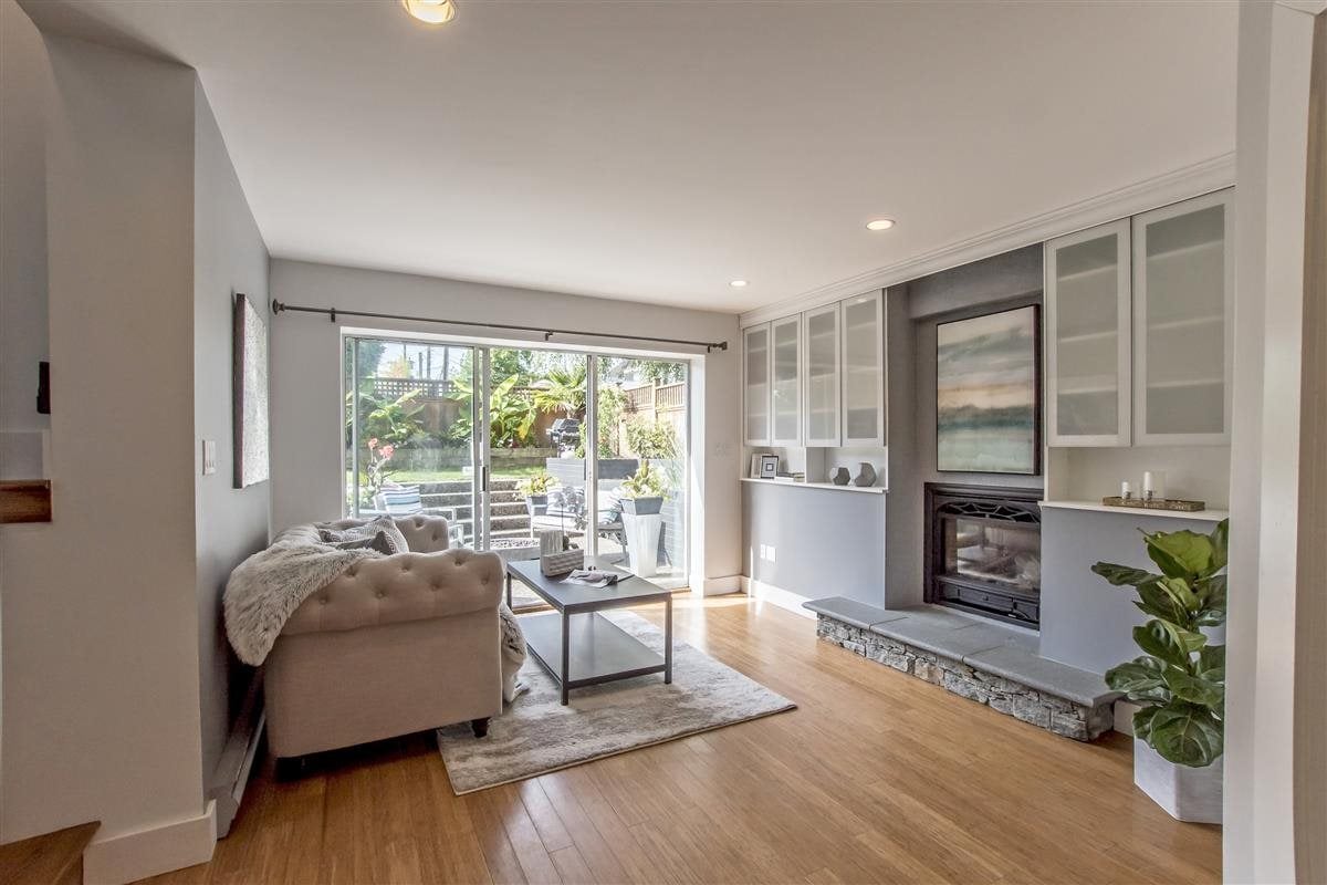 2015 Creelman Ave