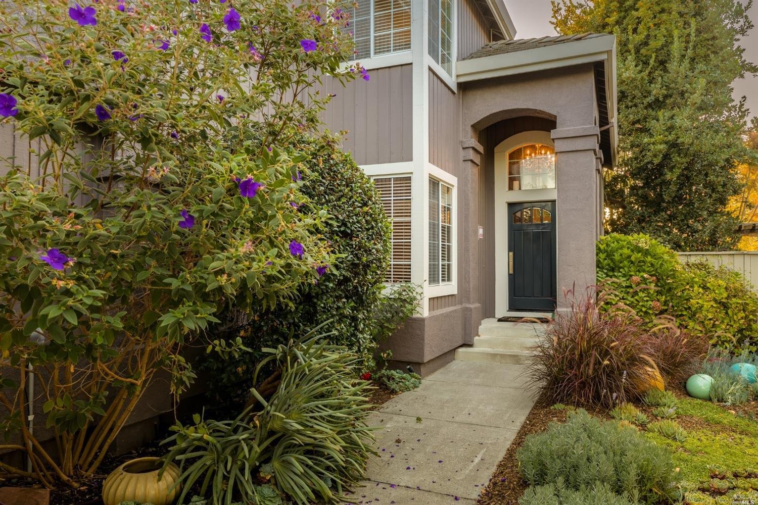 1829 Adobe Creek Dr