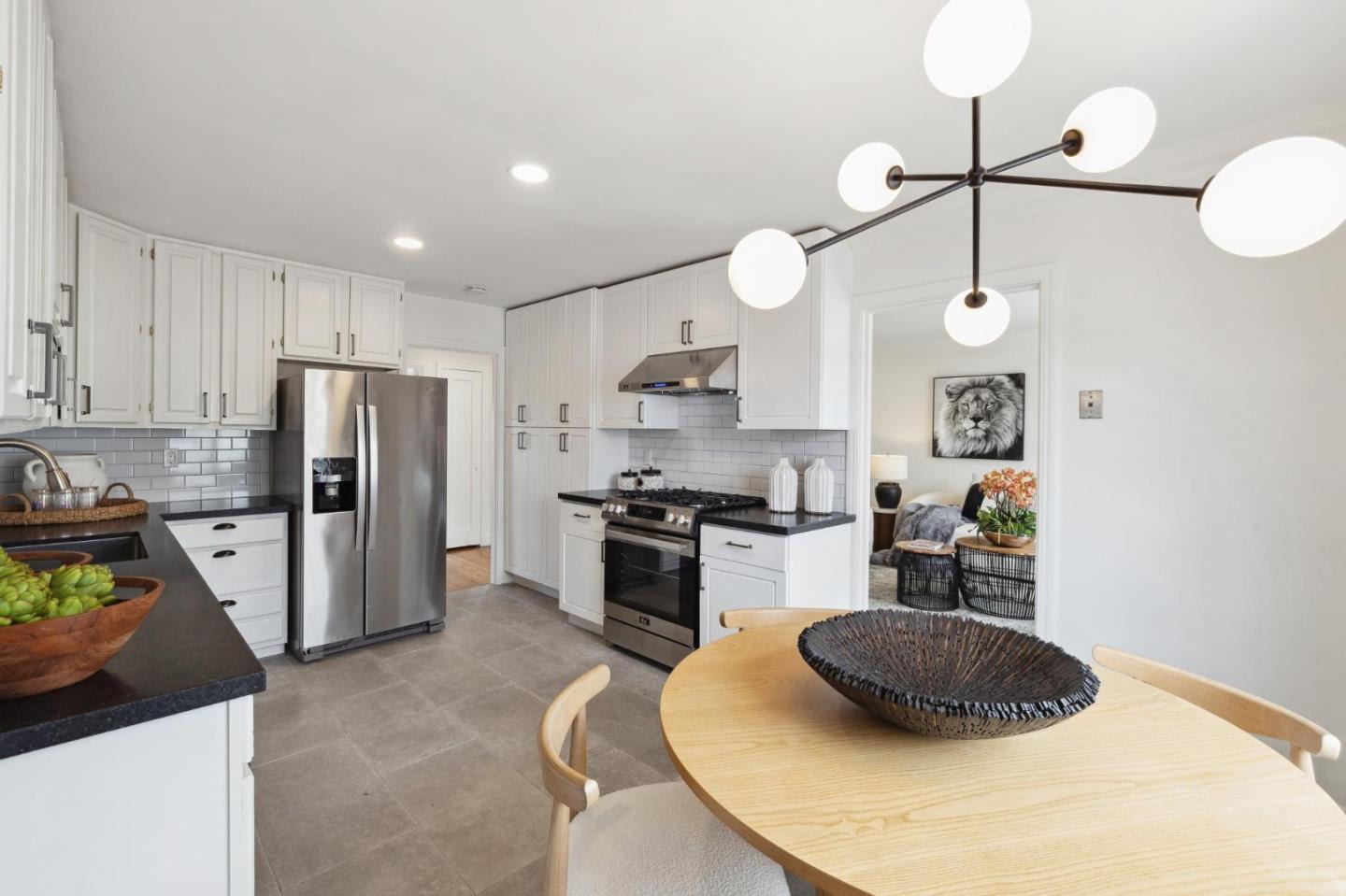 281 Village WAY