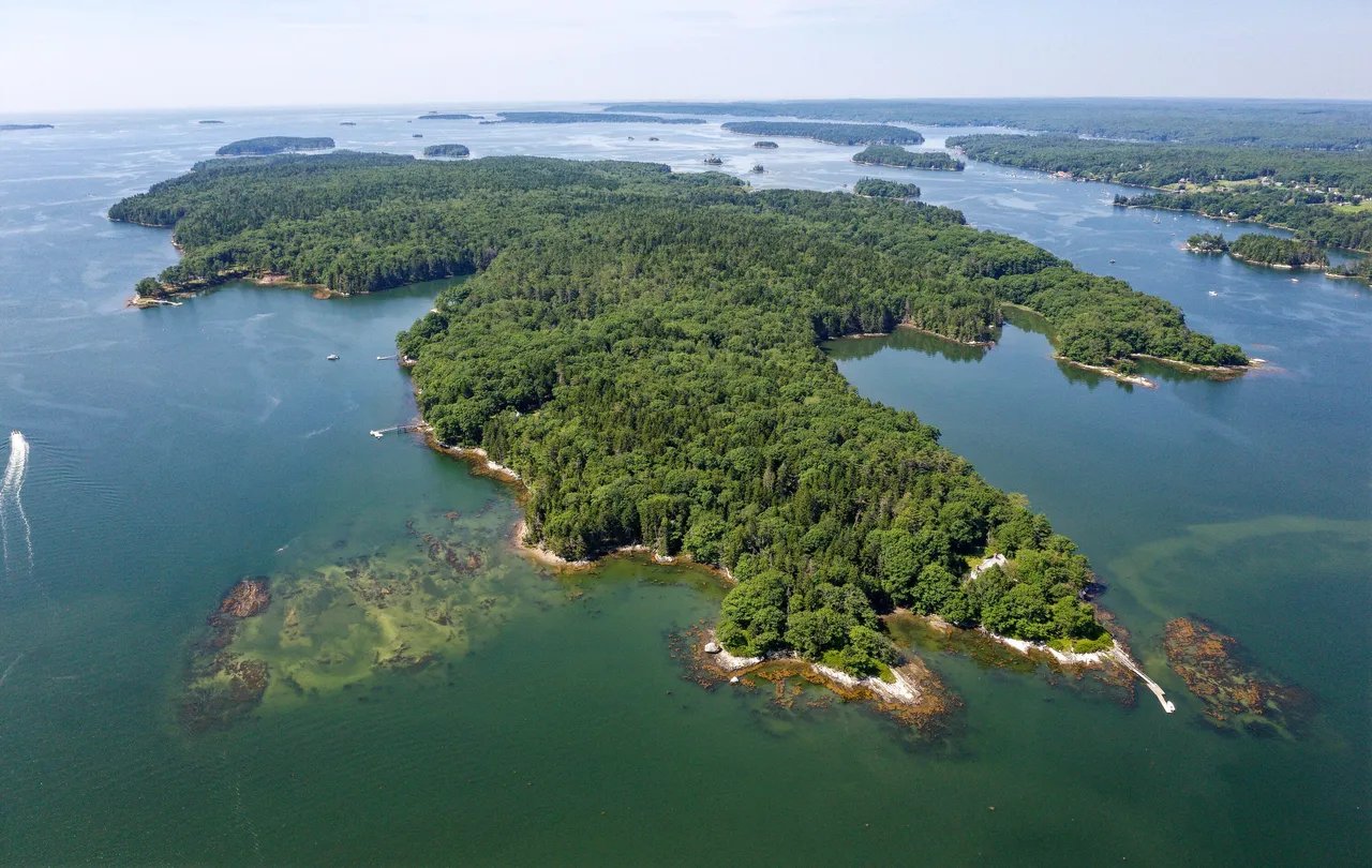 New Listing: Northern Point, Bremen, ME 04551 – $2,300,000